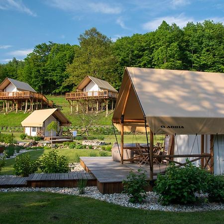 Forrest Glamping Hotel Banska Stiavnica Exterior photo