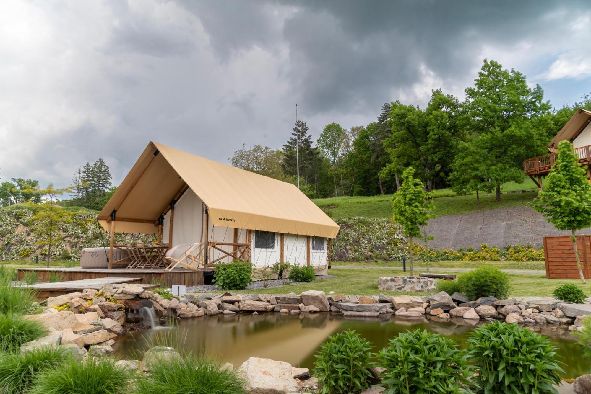 Forrest Glamping Hotel Banska Stiavnica Exterior photo