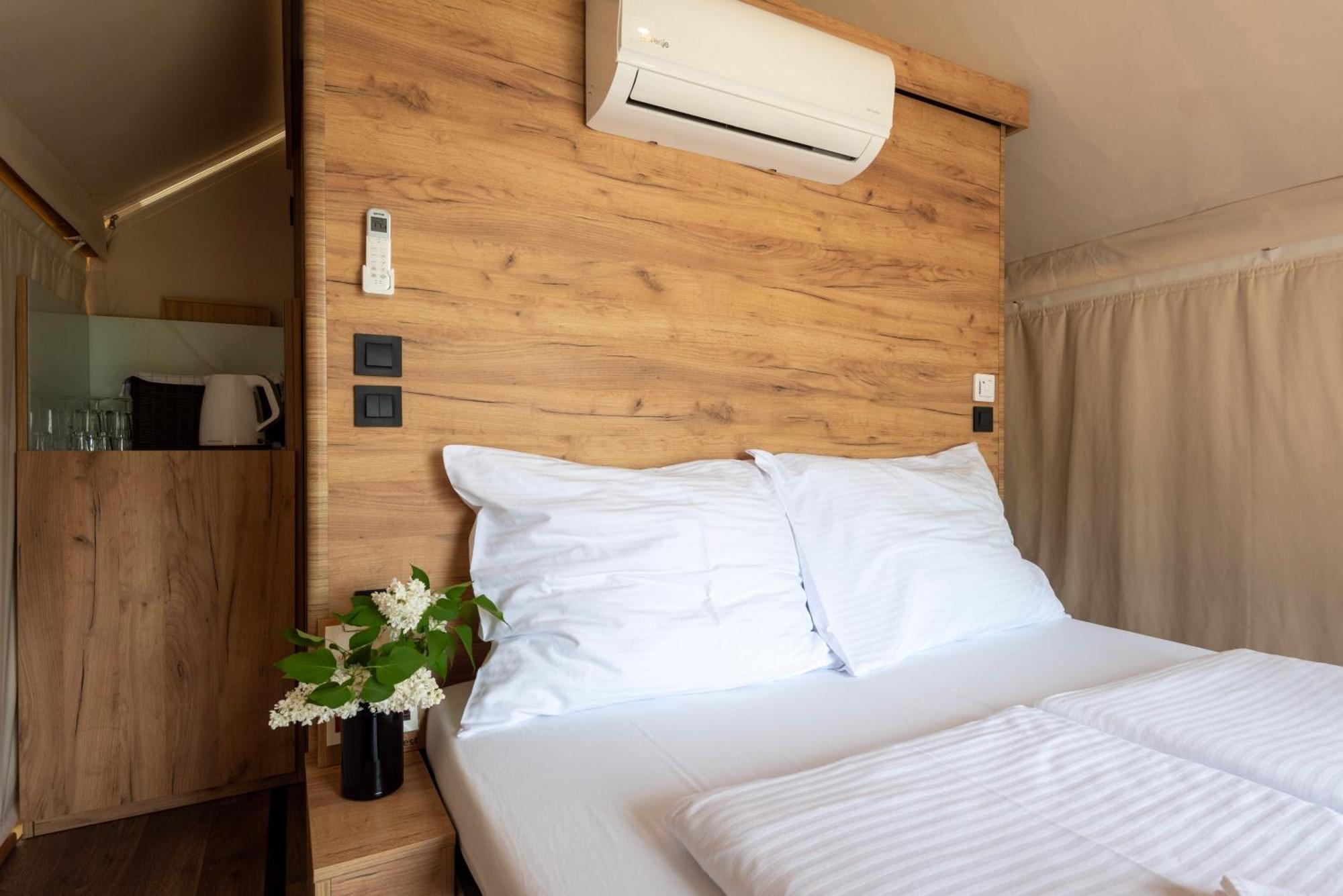 Forrest Glamping Hotel Banska Stiavnica Exterior photo