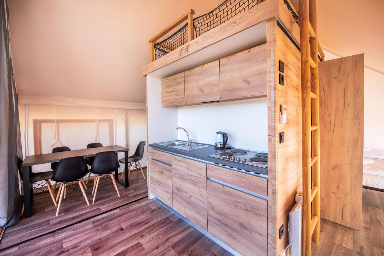 Forrest Glamping Hotel Banska Stiavnica Exterior photo